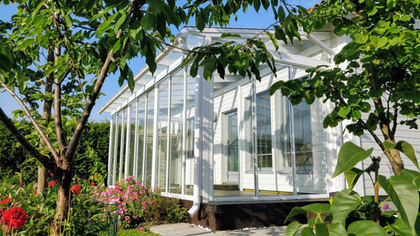 Cover pystypuitteellinen liukulasitus